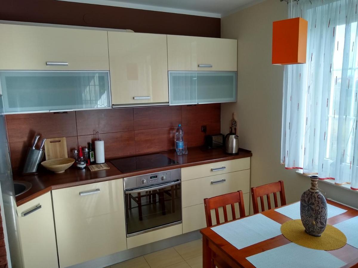 Green Apartment Z Bezplatnym Parkingiem オルシュティン エクステリア 写真